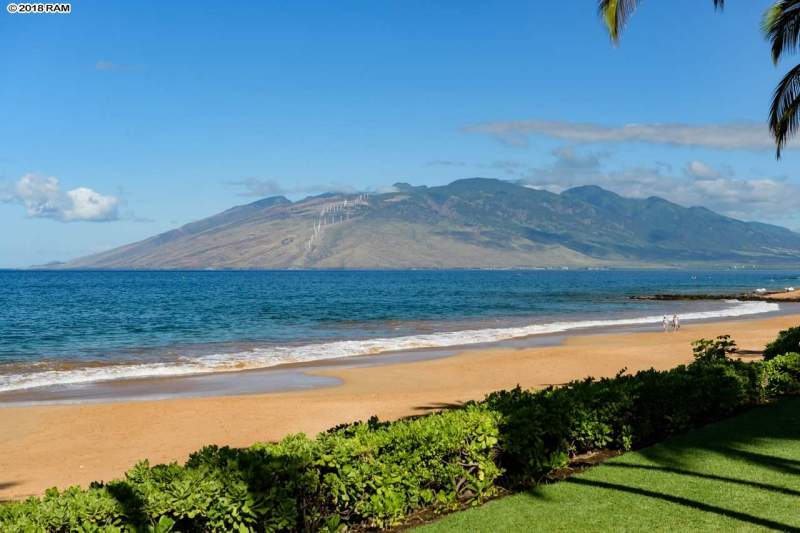 Legendary Maui property Sandy Surf